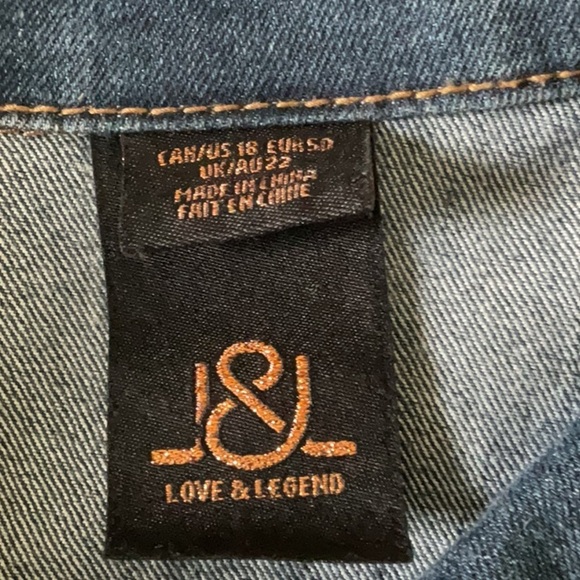 LOVE AND LEGEND BLUE JEAN VEST - Picture 8 of 8